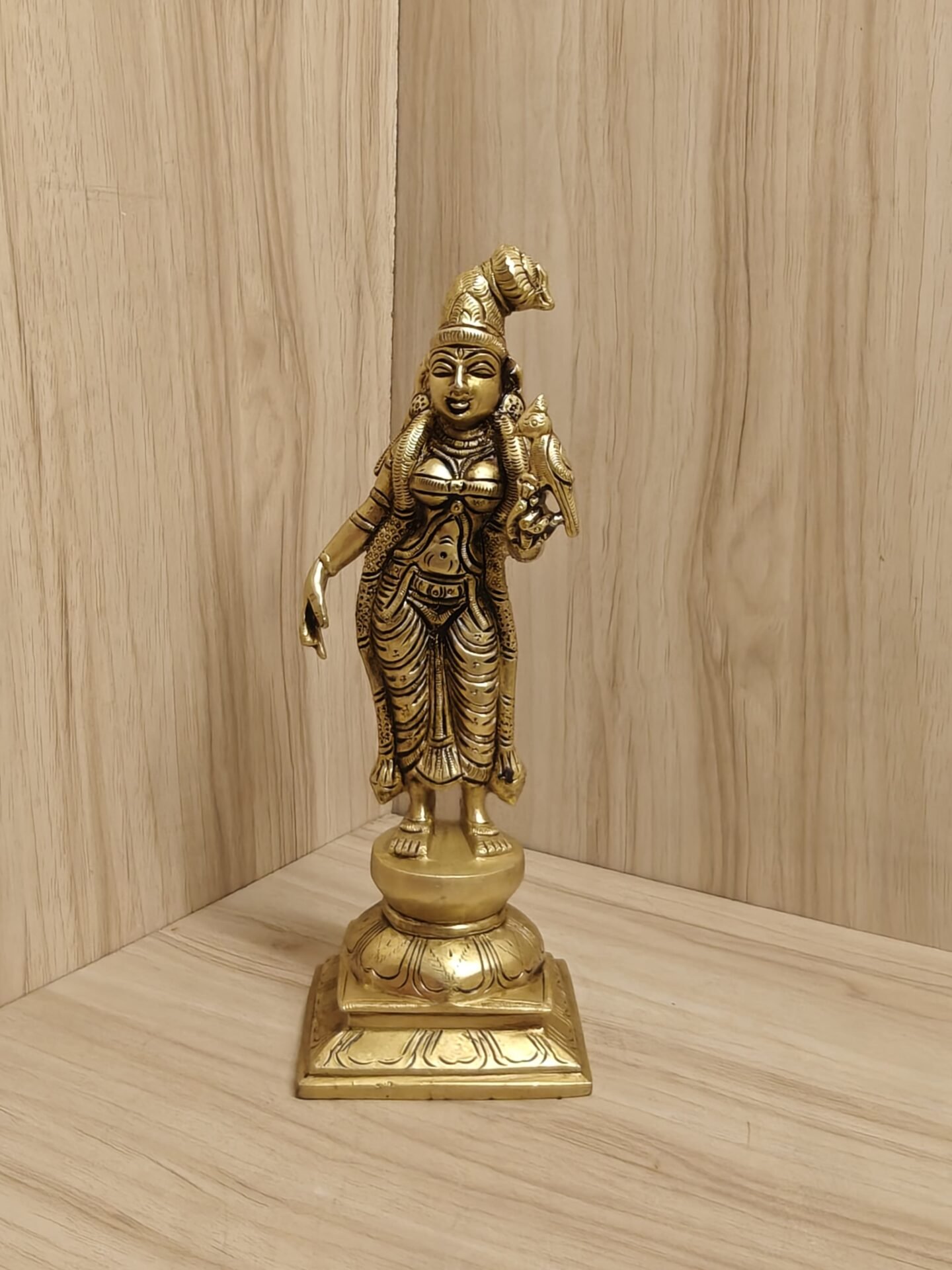 Andal W-1.570kgs H-9.5in LB-3.2in Brass Andal Statue 9.5 Inch - Image 1