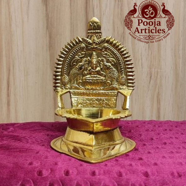 Brass Kamatchi Amman Vilakku 4.5 Inch