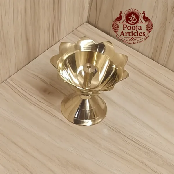 Brass Devdas Diya 3.2 Inch
