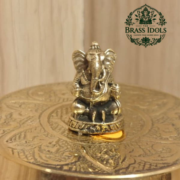 Miniature Brass Ganesha Idol 1.1 Inch