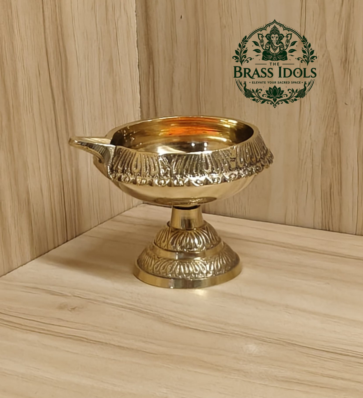 Brass Kuber Deepak Diya on Stand 3 Inch Brass Kuber Deepak Diya on Stand 3 Inch