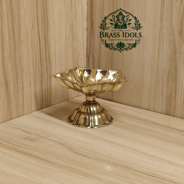 Brass Star Diya Size 1 – 2.5 Inch