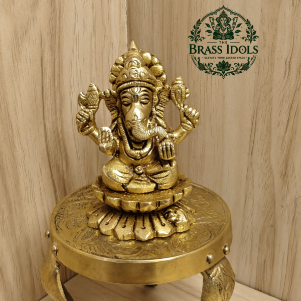 Brass Vinayagar Statue 3 Inch