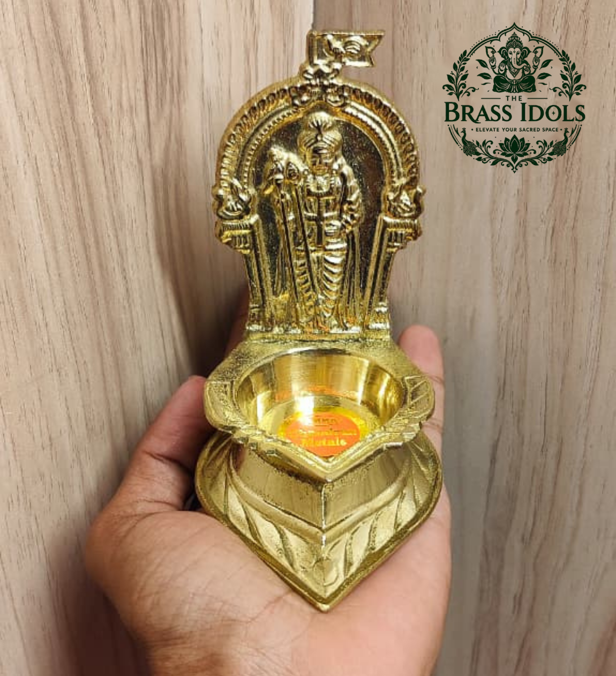 Palani Raja Alangaram Murugan Kamachi Vilakku 4.5 Inch Palani Raja Alangaram Murugan Kamachi Vilakku 4.5 Inch