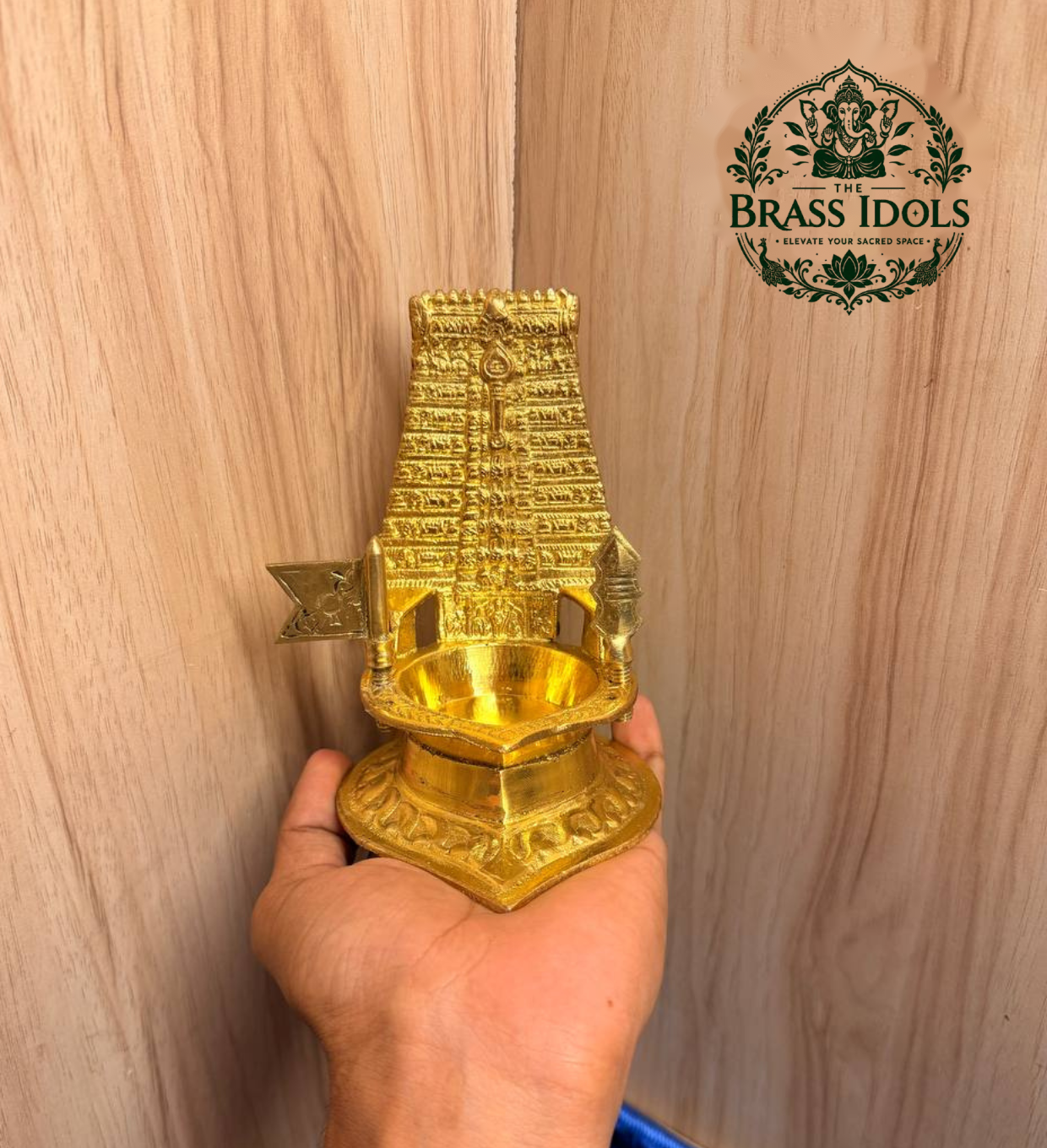 Brass Thiruchendur Gopuram Vilakku 5.2 Inch Brass Thiruchendur Gopuram Vilakku 5.2 Inch