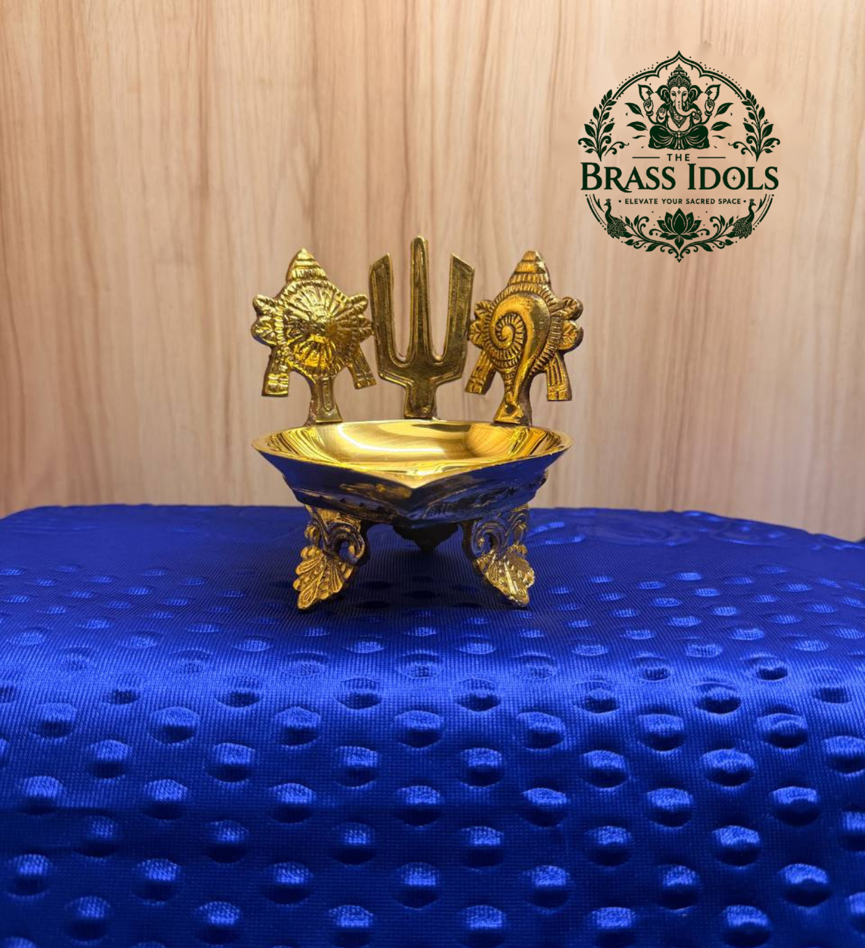 Brass Shanku Chakra Namah Diya 5 Inch Brass Shanku Chakra Namah Diya 5 Inch