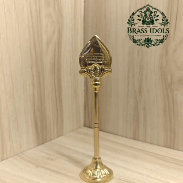 Brass Vel Stand 6 Inch