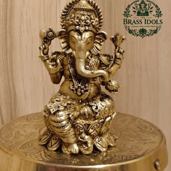 Premium Brass Vinayagar Statue 2.6 Inch