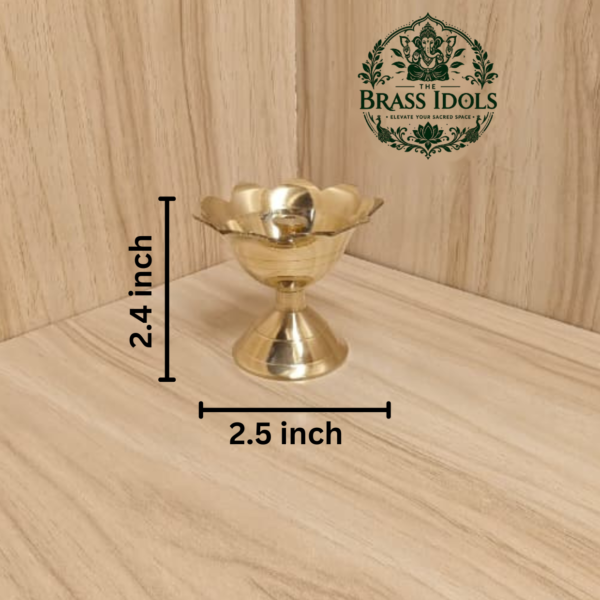 Brass Devdas Diya 2.4 Inch