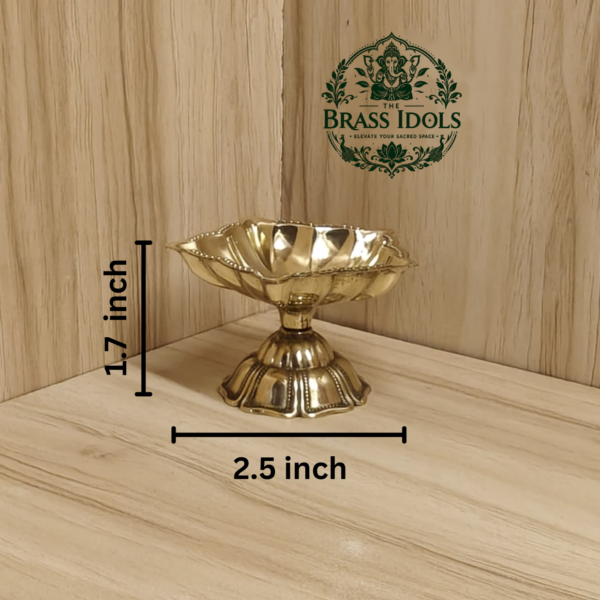 Brass Star Diya Size 1 – 2.5 Inch