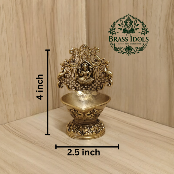 Premium Brass Gaja Lakshmi Vilakku 4 Inch