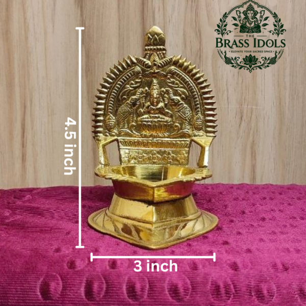 Brass Kamatchi Amman Vilakku 4.5 Inch