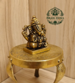 Brass Dagdusheth Ganesha Idol 2 Inch